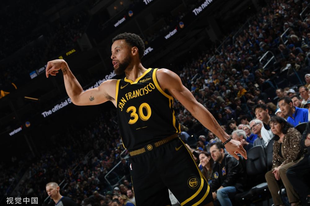 然姿态无疑 然姿态无疑